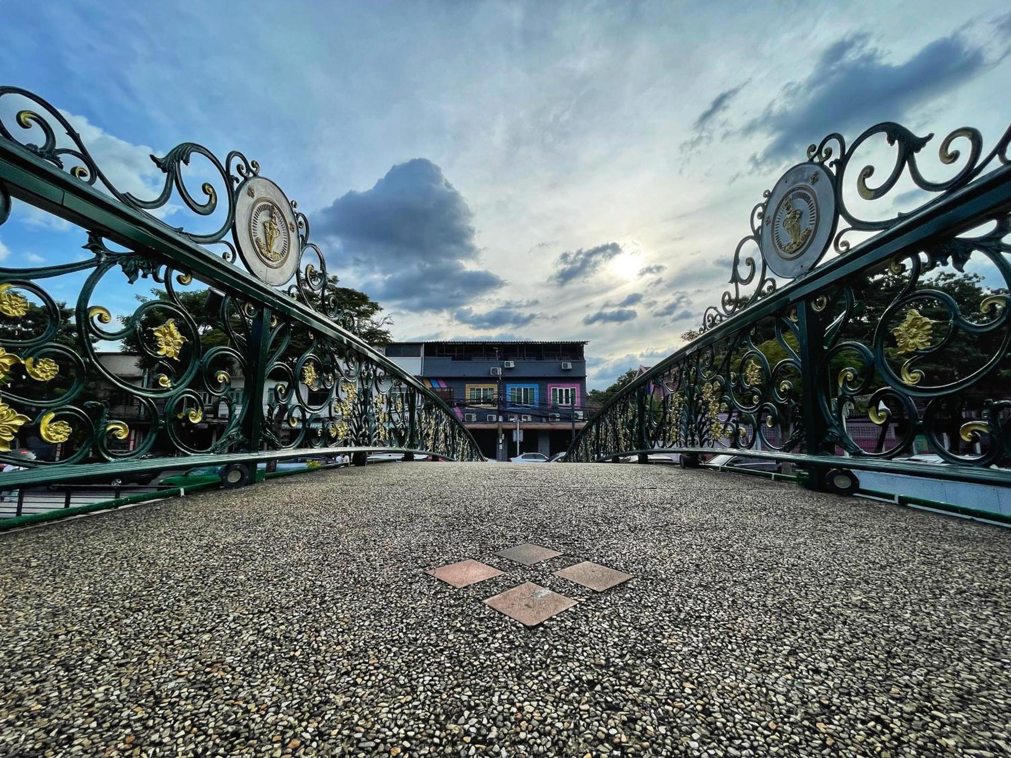 The Serene House Банкок Екстериор снимка